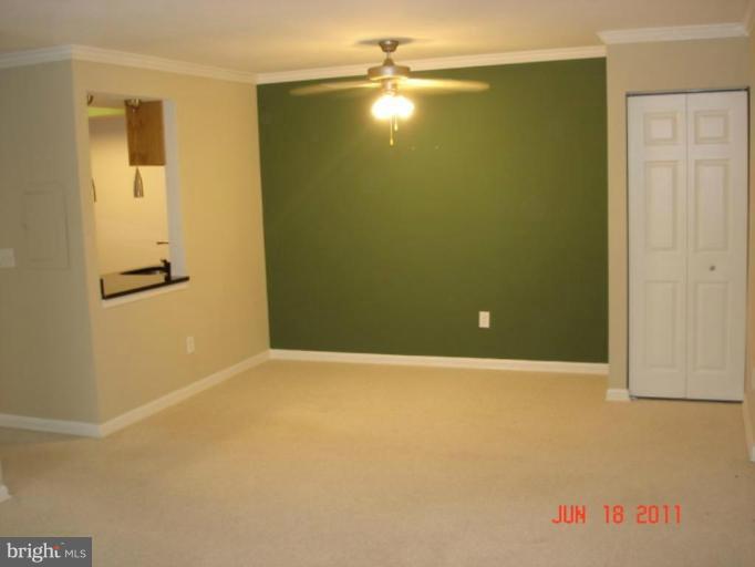 14802 Rydell Road, Unit 101 Centreville, VA 20121 - Photo 3 of 11 Dining Area