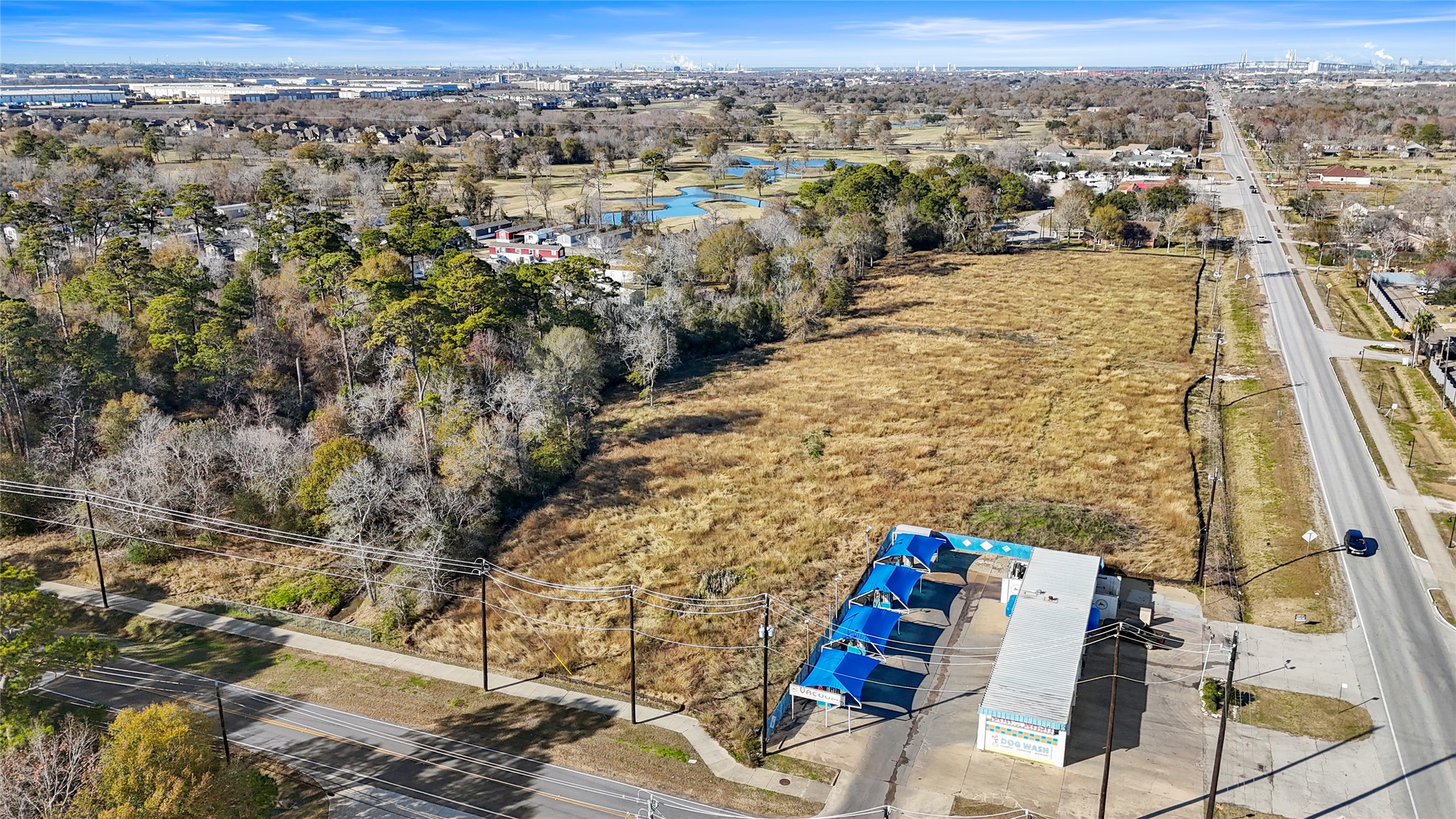 0 McCabe Road La Porte, TX 77571 - Photo 2 of 5 a view of a city