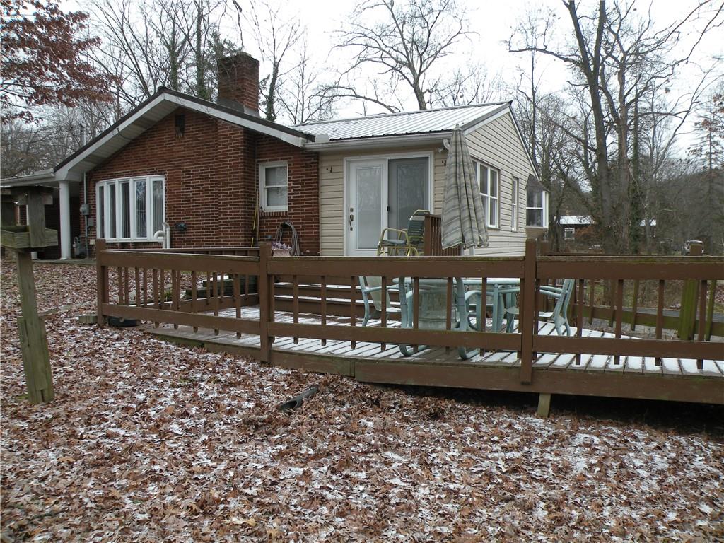 3810 Anderson Road Gibsonia, PA 15044 - Photo 18 of 22 Deck Off Kitchen