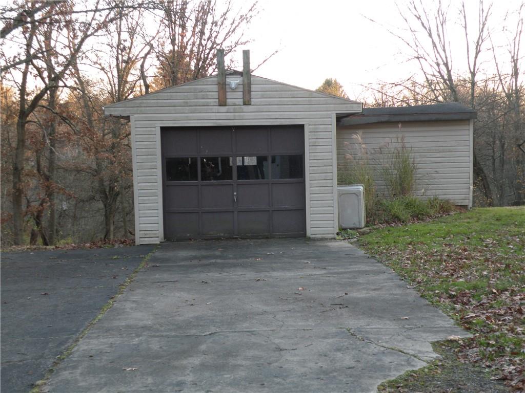 3810 Anderson Road Gibsonia, PA 15044 - Photo 20 of 22 One Car Detached Garage