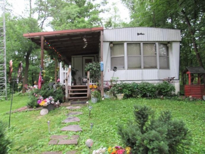 14254 Hoffman Road Marcellus, MI 49067 - Photo 1 of 8 IMG_9110