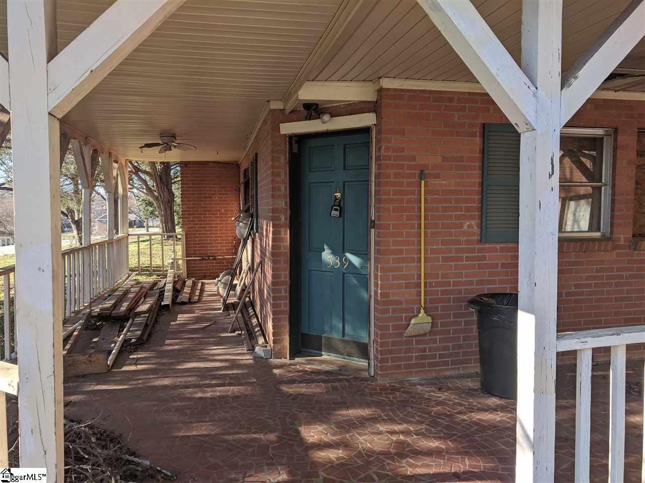 539 Pope Field Road Easley, SC 29642 - Photo 3 of 35 Gallery Image 3