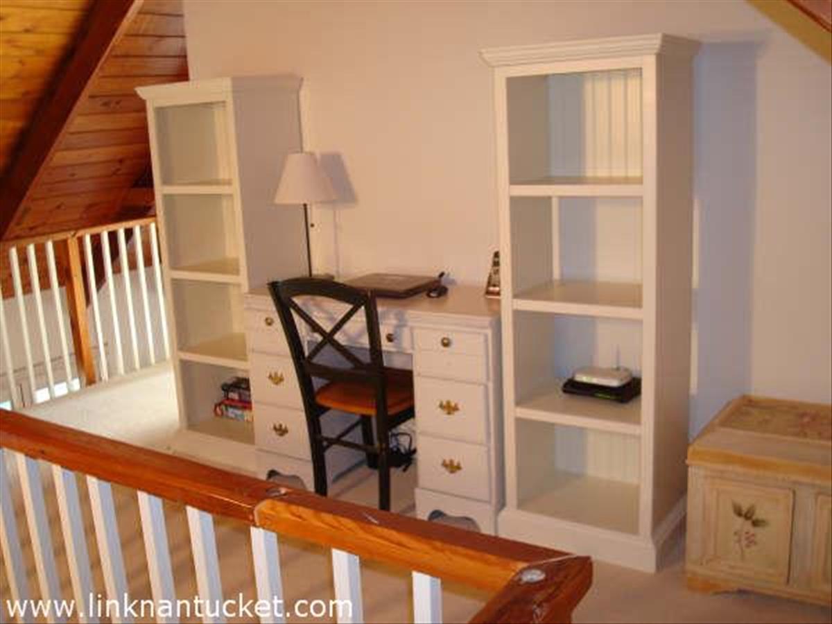 59 Somerset Road Nantucket, MA 02554 - Photo 10 of 16 Gallery Image 10