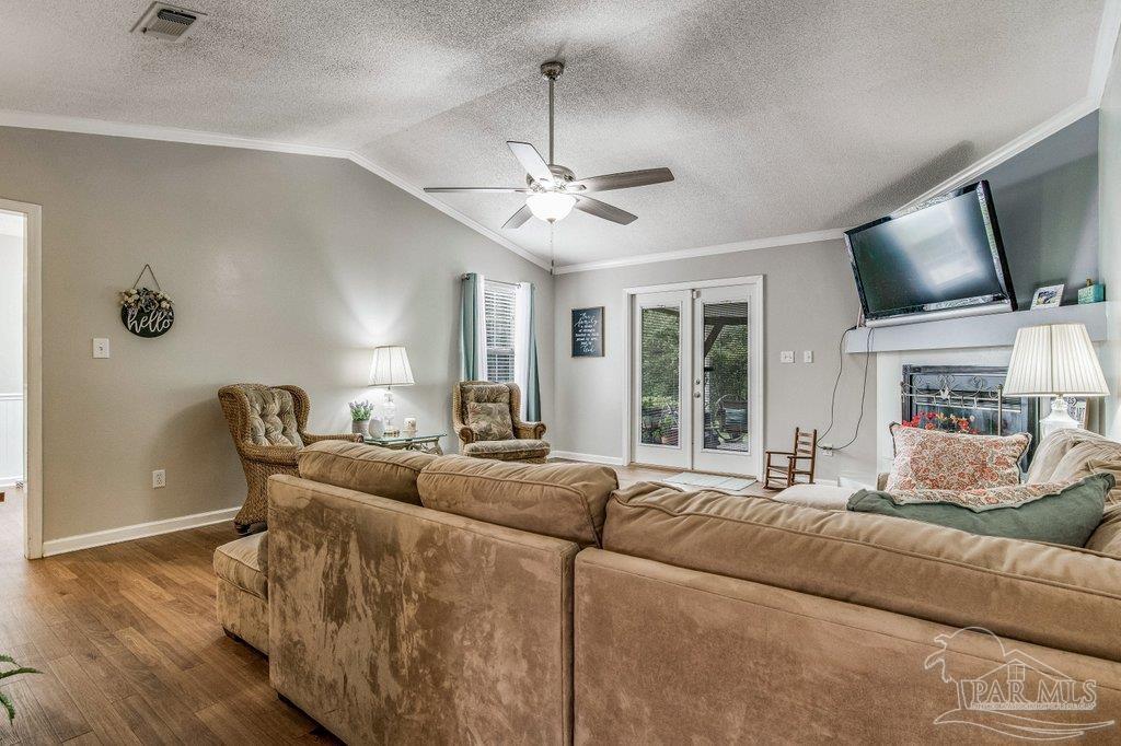 3621 Schifko Road Cantonment, FL 32533 - Photo 4 of 35 Gallery Image 4