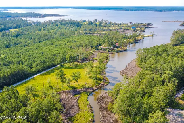 $299,000 | 300 Cabin Creek Lane, Merritt, NC 28556