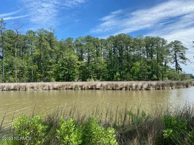 $299,000 | 300 Cabin Creek Lane, Merritt, NC 28556