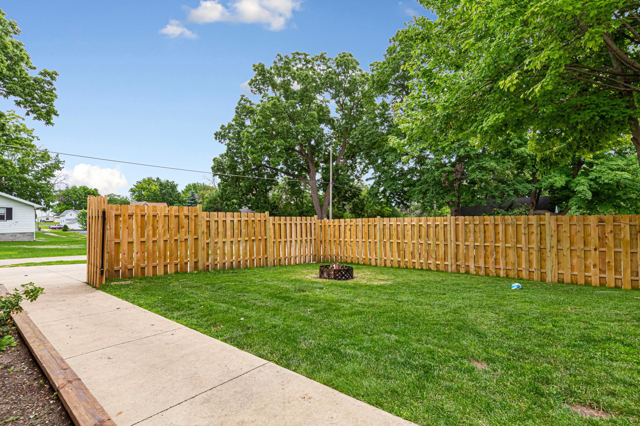 401 North Section Avenue Spring Valley, MN 55975 - Photo 9 of 39
