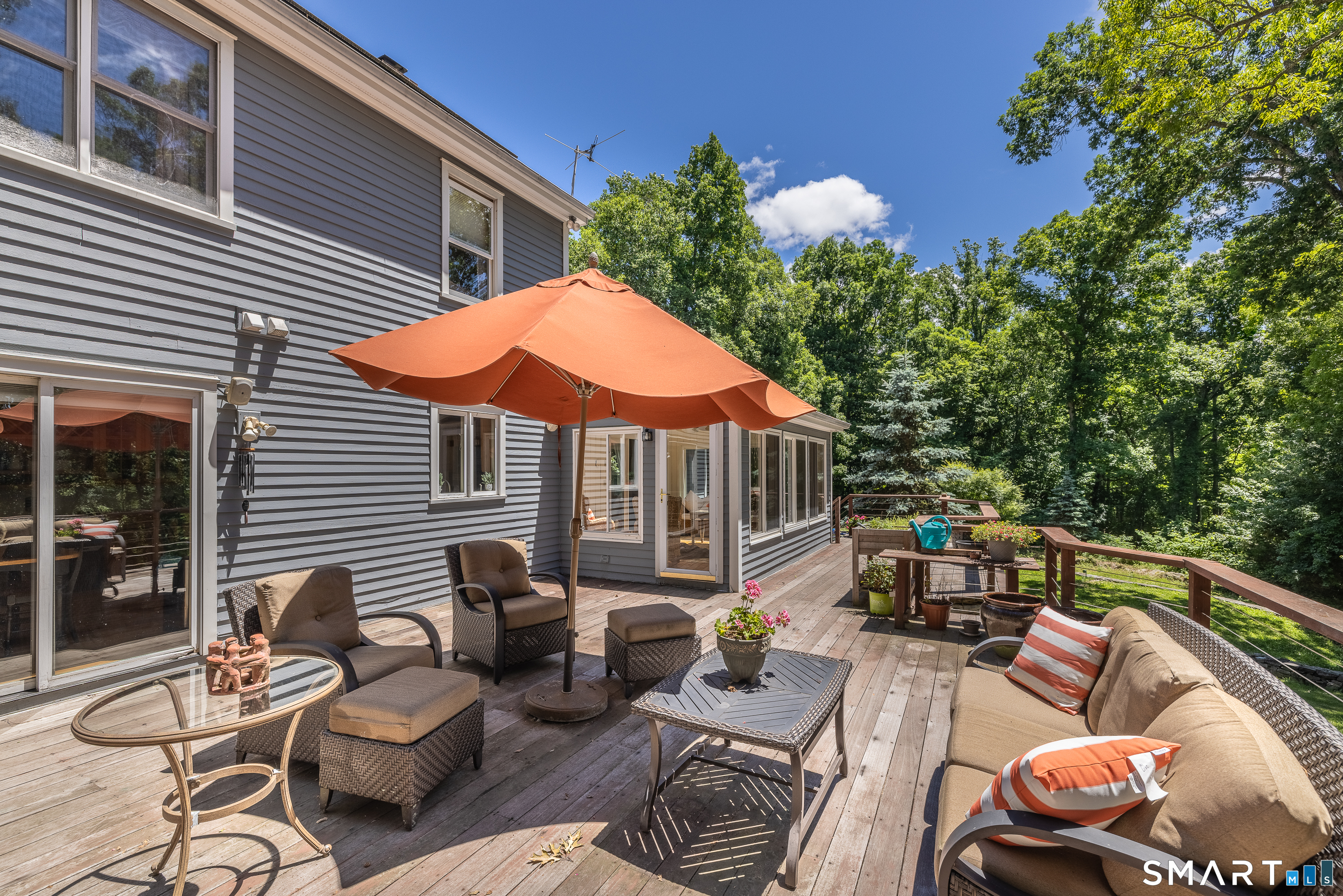 17 Sweet Meadow Road Newtown, CT 06470 - Photo 37 of 40