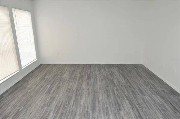 $1,569 | 5004 Castile Place, Unit 463, Tampa, FL 33617