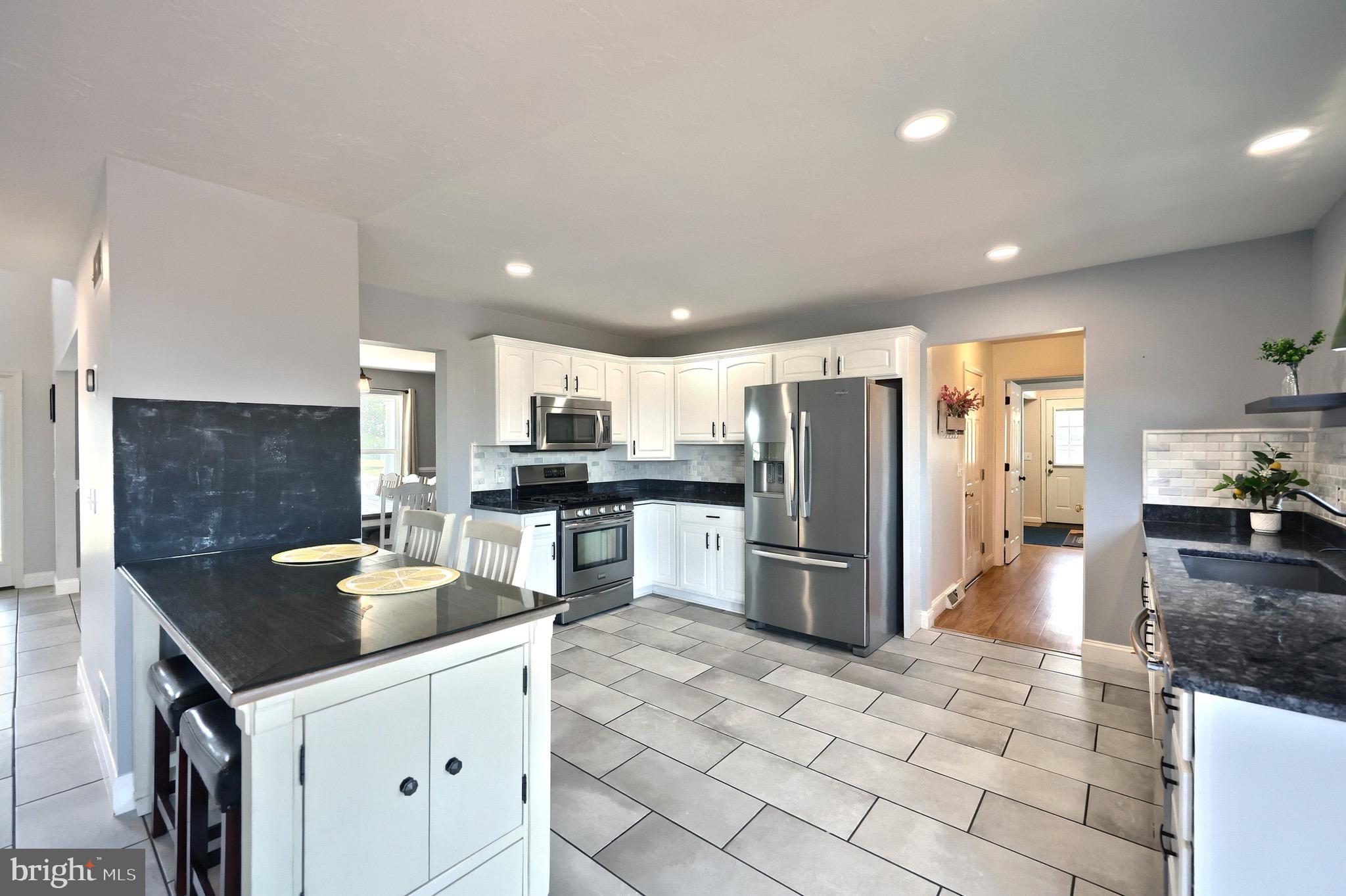 1314 Kbs Road Spring Grove, PA 17362 - Photo 15 of 81