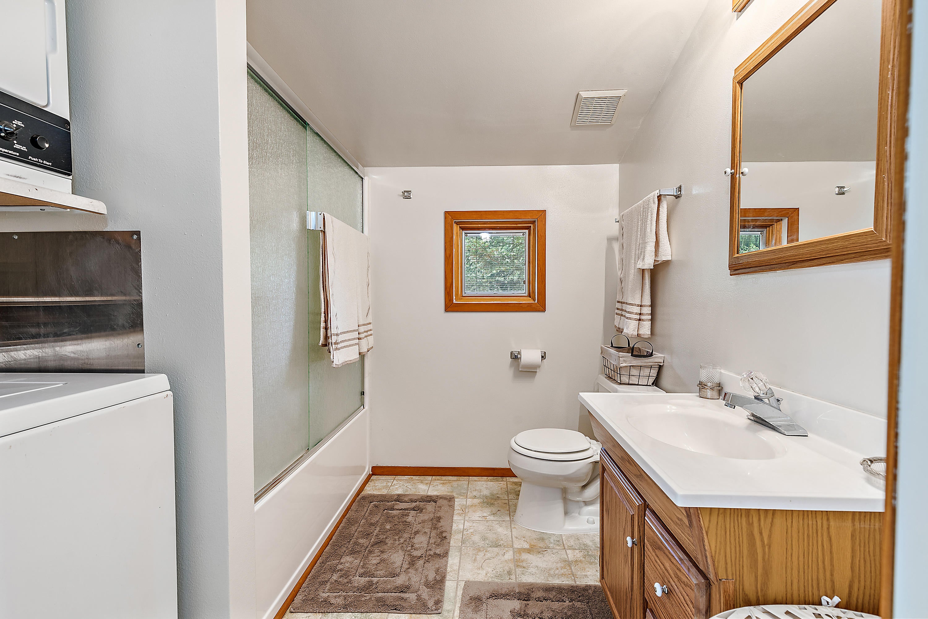 7682 Hyatt Prairie Road Ashland, OR 97520 - Photo 28 of 37 29