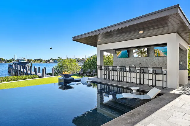 $12,600,000 | 9 Bamboo Lane, Jupiter, FL 33458