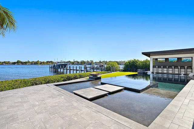 $12,600,000 | 9 Bamboo Lane, Jupiter, FL 33458
