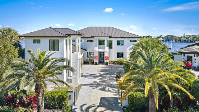 $12,600,000 | 9 Bamboo Lane, Jupiter, FL 33458