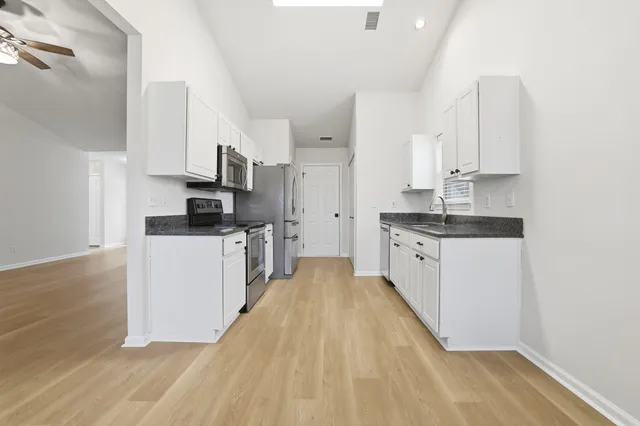 $379,000 | 4566 Fringetree Drive, Murrells Inlet, SC 29576