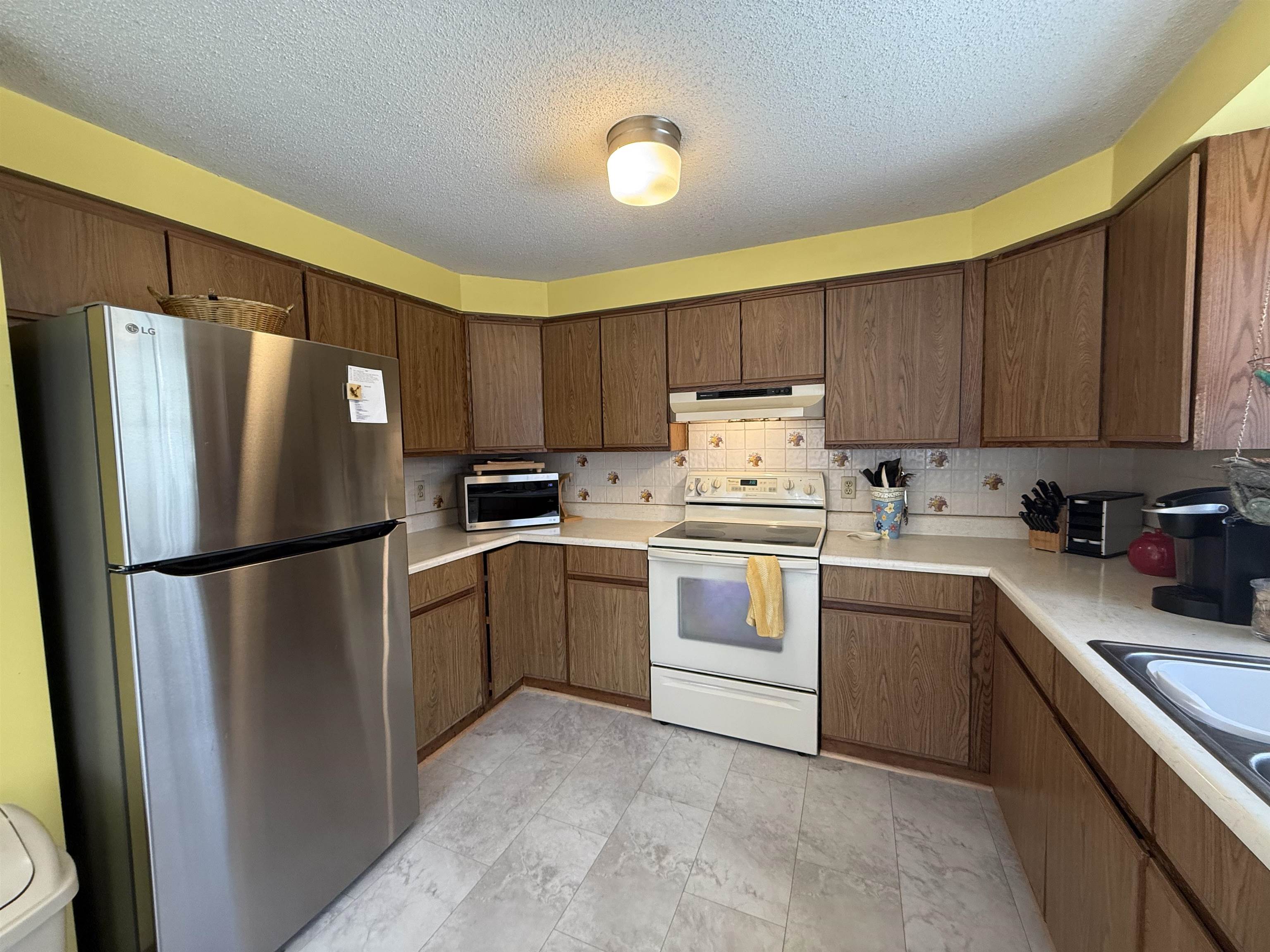 275 Grafton Turnpike Road Canaan, NH 03741 - Photo 4 of 55