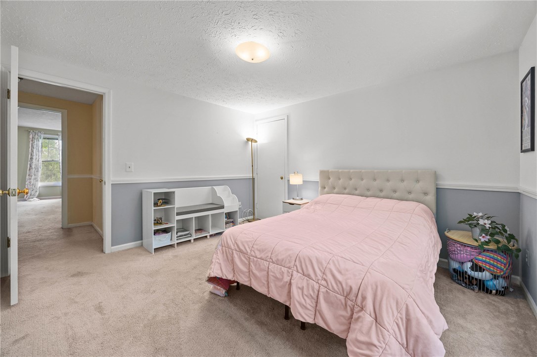 32 Summit Oaks Pittsford, NY 14534 - Photo 23 of 49