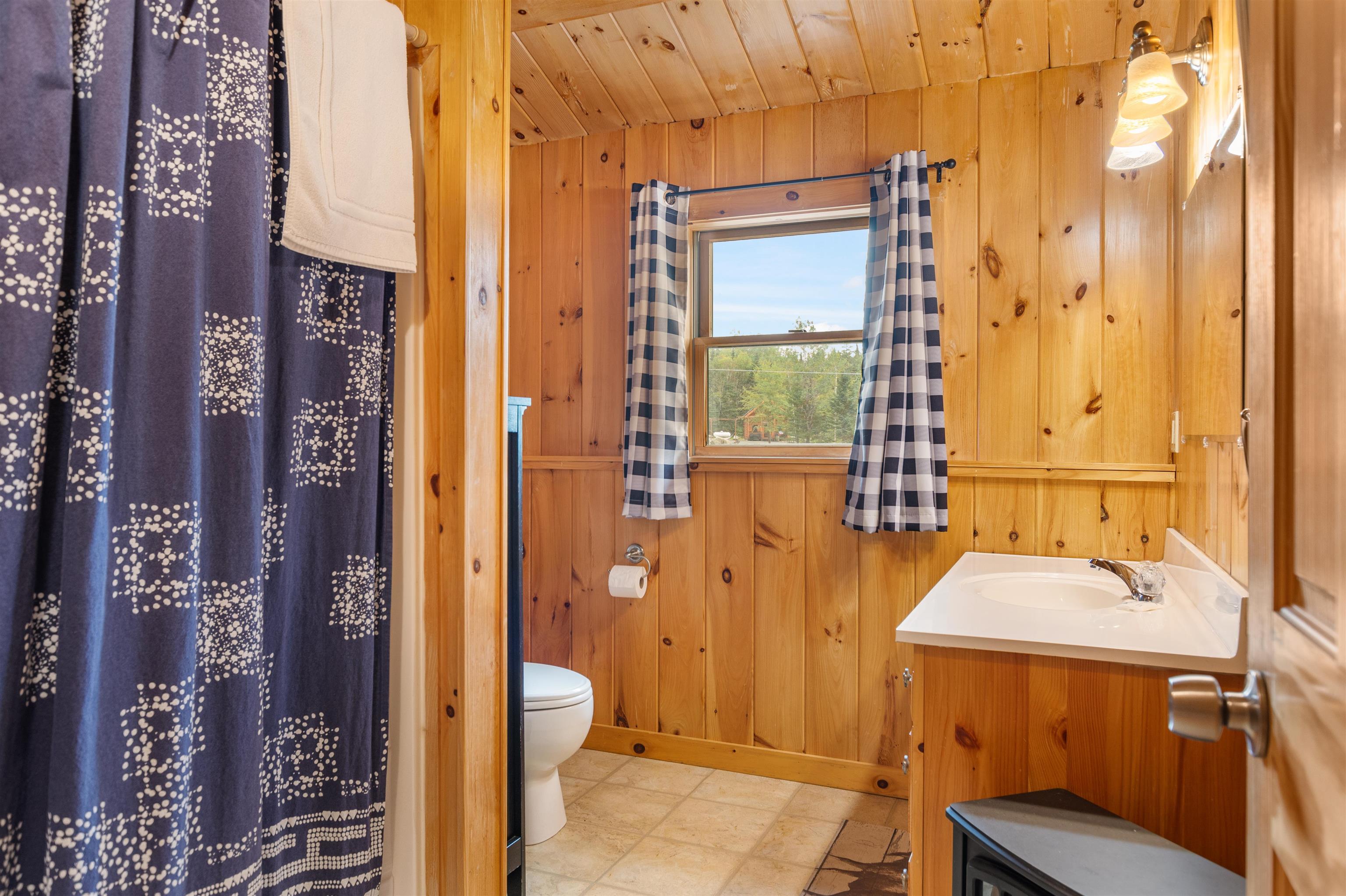 6 Patch Road Pittsburg, NH 03592 - Photo 6 of 40