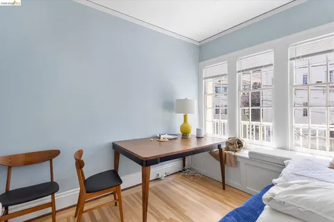 $1,495,000 | 647 Beacon Street, Oakland, CA 94610