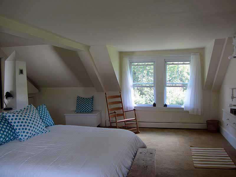 36 River Road Edgecomb, ME 04556 - Photo 18 of 33 Master Bedroom.