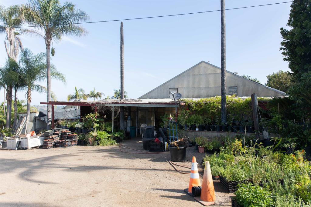 3129 Reche Road Fallbrook, CA 92028 - Photo 2 of 36