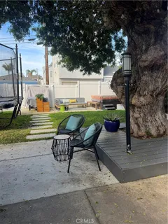 $2,300 | 219 Geneva Avenue, Unit A, Huntington Beach, CA 92648