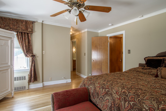 910 Locust Road Wilmette, IL 60091 - Photo 15 of 24