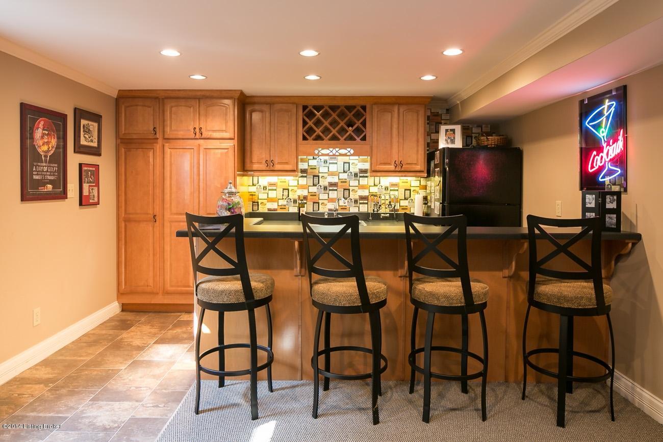 2115 Starmont Road Louisville, KY 40207 - Photo 17 of 37 RealTourCast - J Stough - Starmont (15 o