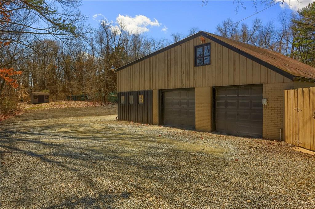 3105 Robinson Run Road McDonald, PA 15057 - Photo 3 of 48