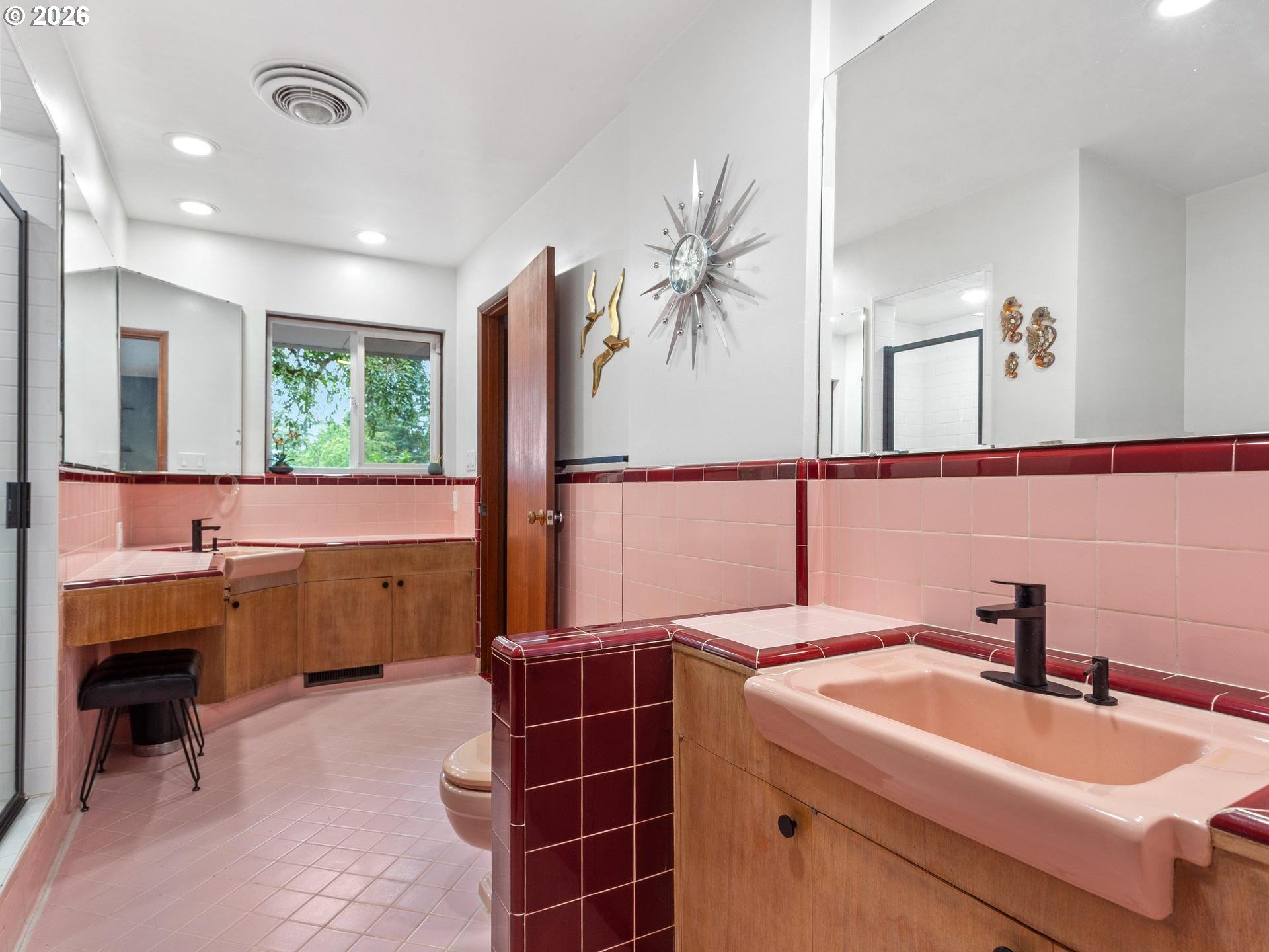 15015 Northeast Multnomah Street Portland, OR 97230 - Photo 26 of 48