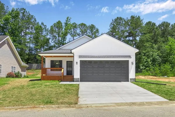$275,000 | 109 Running Creek Drive, Abbeville, SC 29620