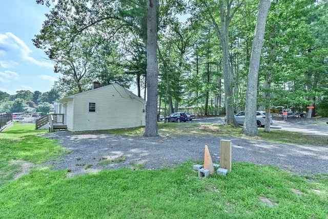 $675,000 | 23 Lakeview Road, Webster, MA 01570