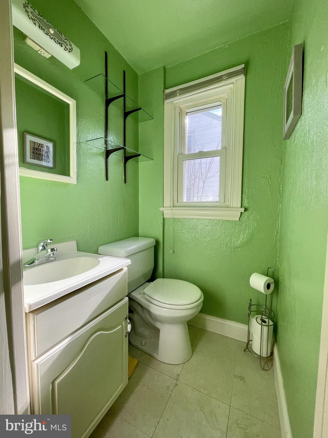 2225 Clayton Road Morton, PA 19070 - Photo 11 of 24 Main Level Powder Room