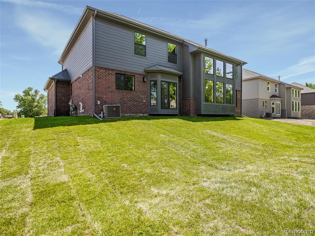 3941 Capstan Court Troy, MI 48083 - Photo 27 of 32