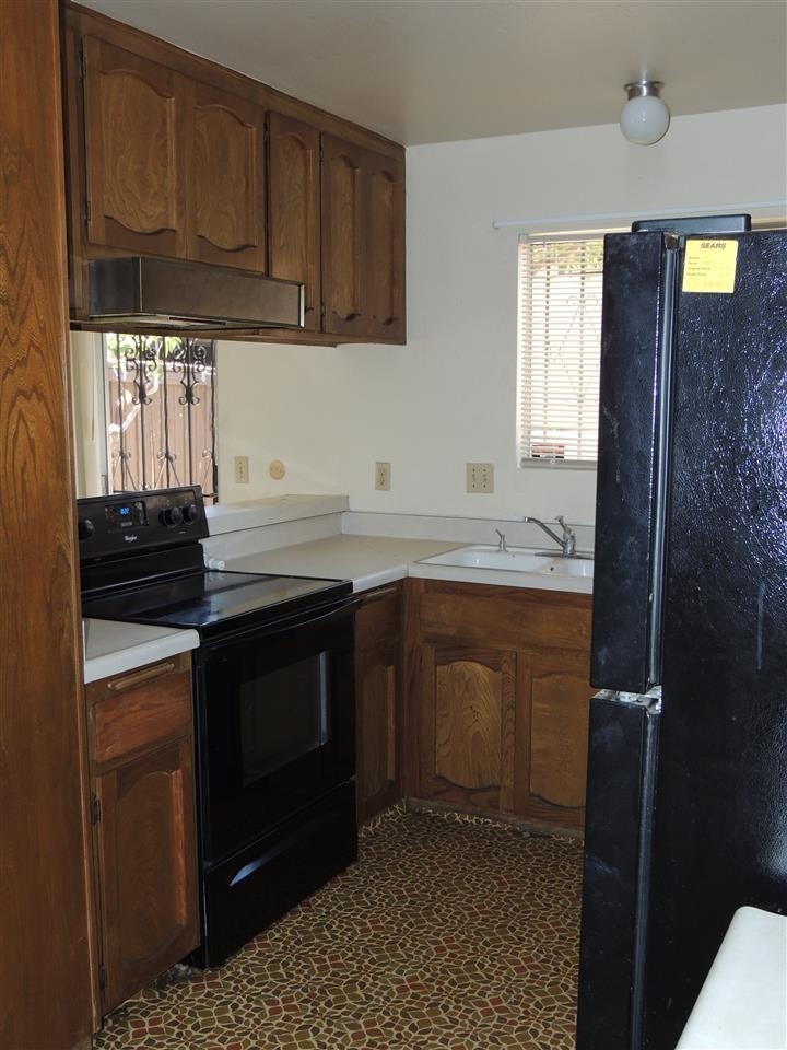 441 Bluffview Road Spring Valley, CA 91977 - Photo 9 of 15 Gallery Image 9