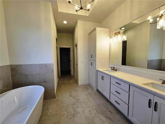 $860,000 | 22004 West 114th Street, Olathe, KS 66061