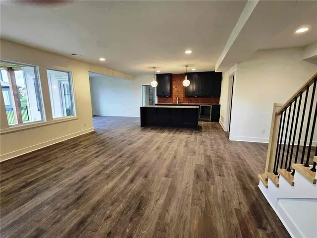 $860,000 | 22004 West 114th Street, Olathe, KS 66061