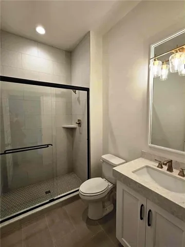 $860,000 | 22004 West 114th Street, Olathe, KS 66061