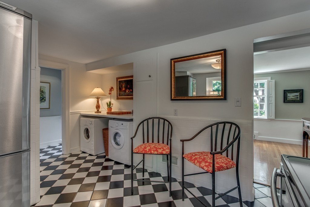 3 Stevens Road Marblehead, MA 01945 - Photo 10 of 26 Gallery Image 10