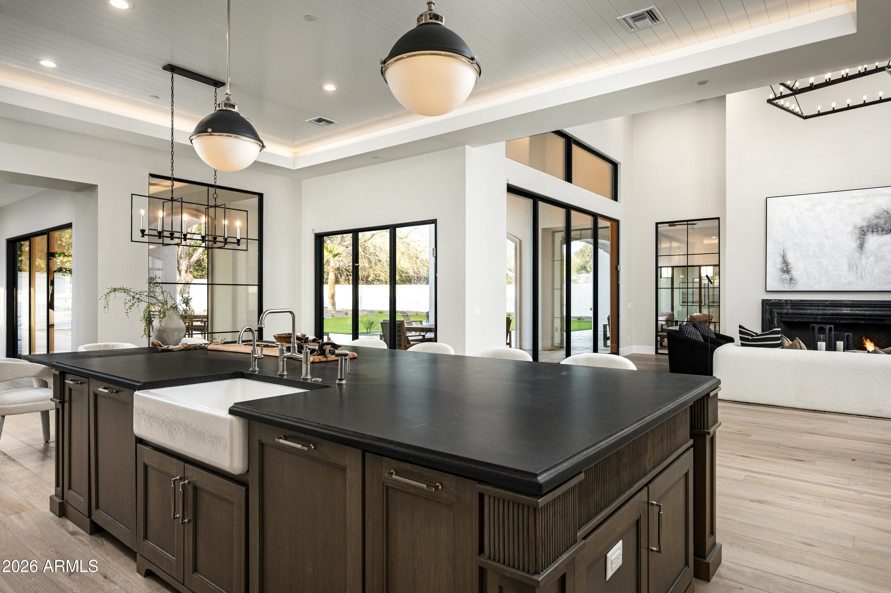 6500 East Cactus Wren Road Paradise Valley, AZ 85253 - Photo 14 of 63 Kitchen