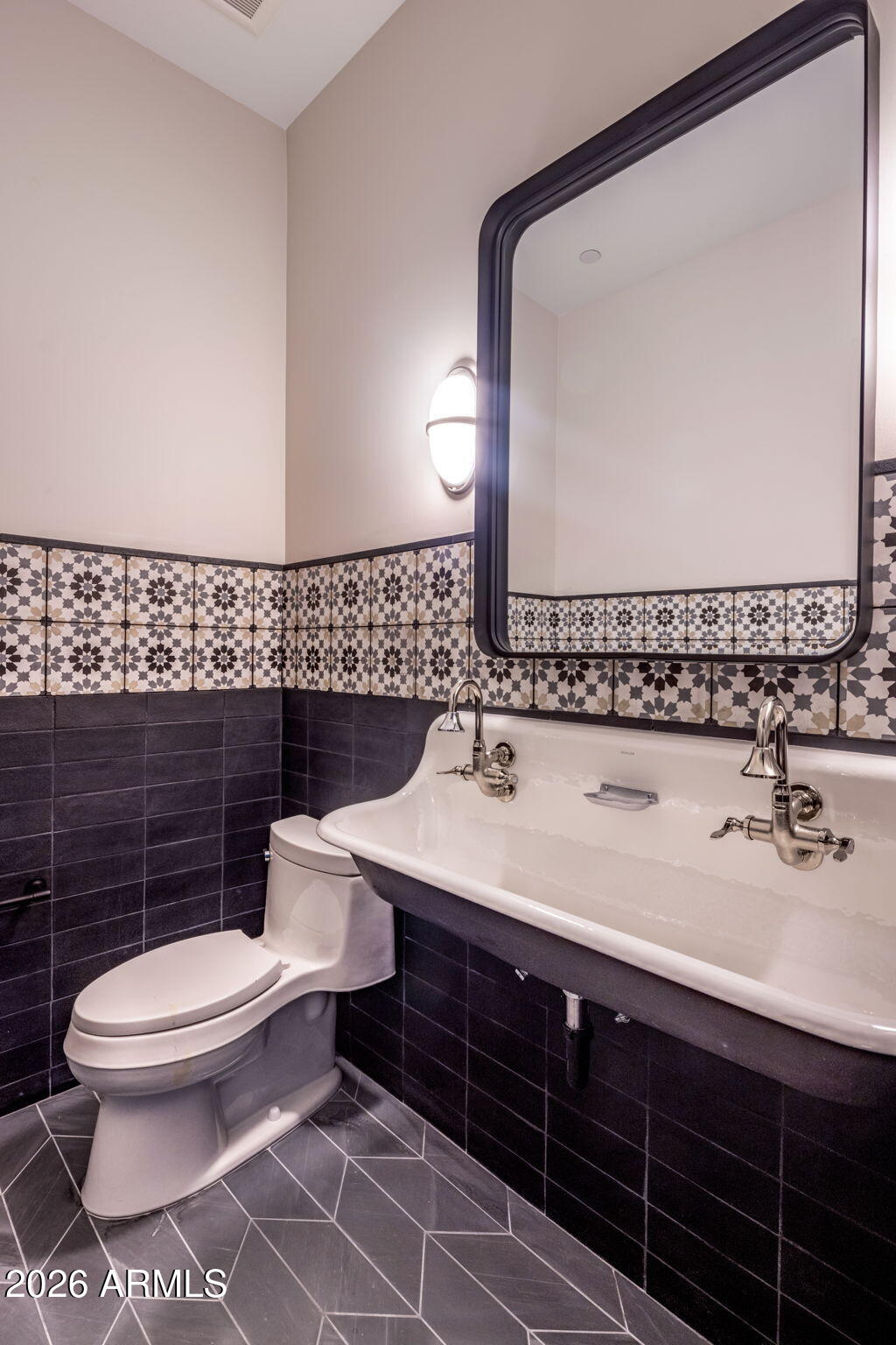 6500 East Cactus Wren Road Paradise Valley, AZ 85253 - Photo 50 of 63 Outside Bathroom