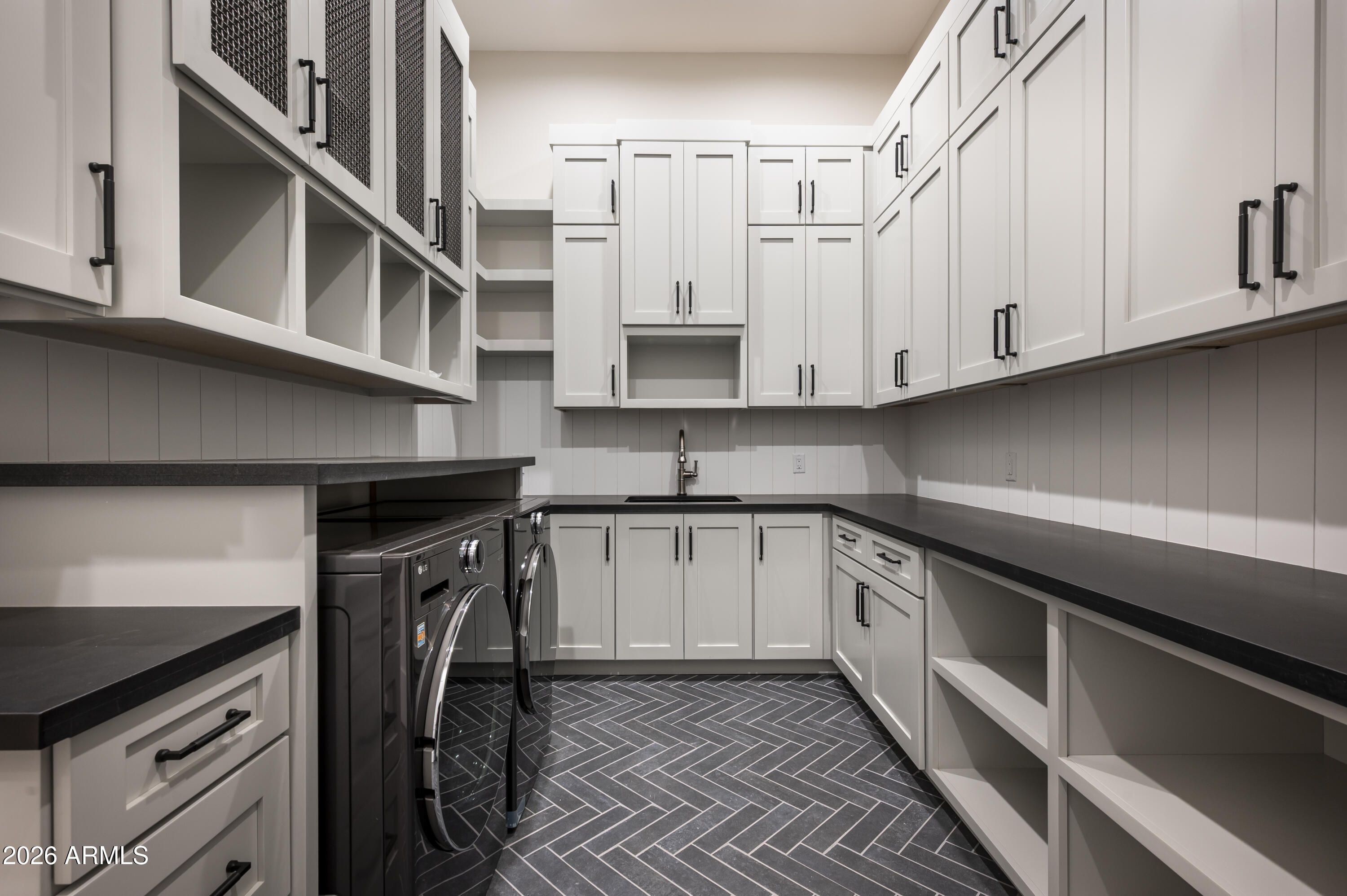 6500 East Cactus Wren Road Paradise Valley, AZ 85253 - Photo 51 of 63 Oversized Laundry Room