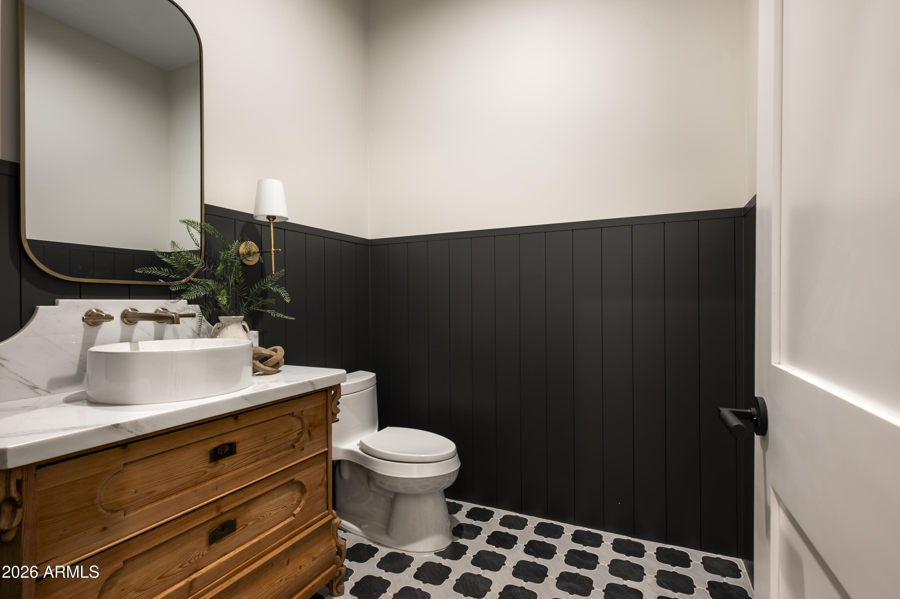 6500 East Cactus Wren Road Paradise Valley, AZ 85253 - Photo 52 of 63 Powder Room