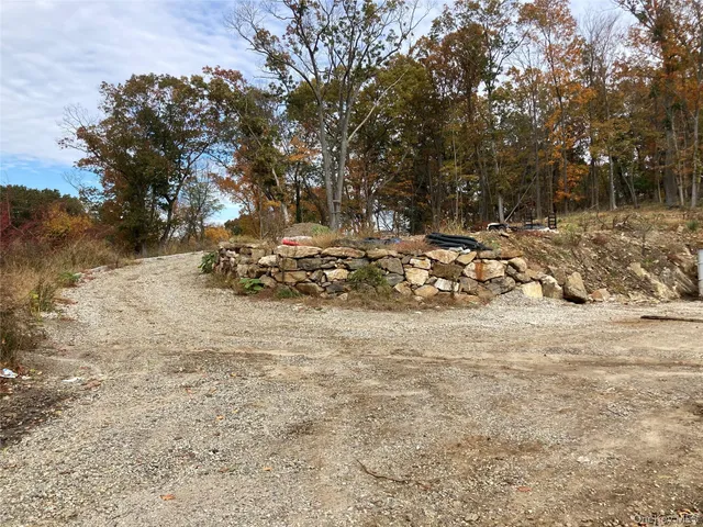 $750,000 | 6 Duffys Bridge Road, Katonah, NY 10536