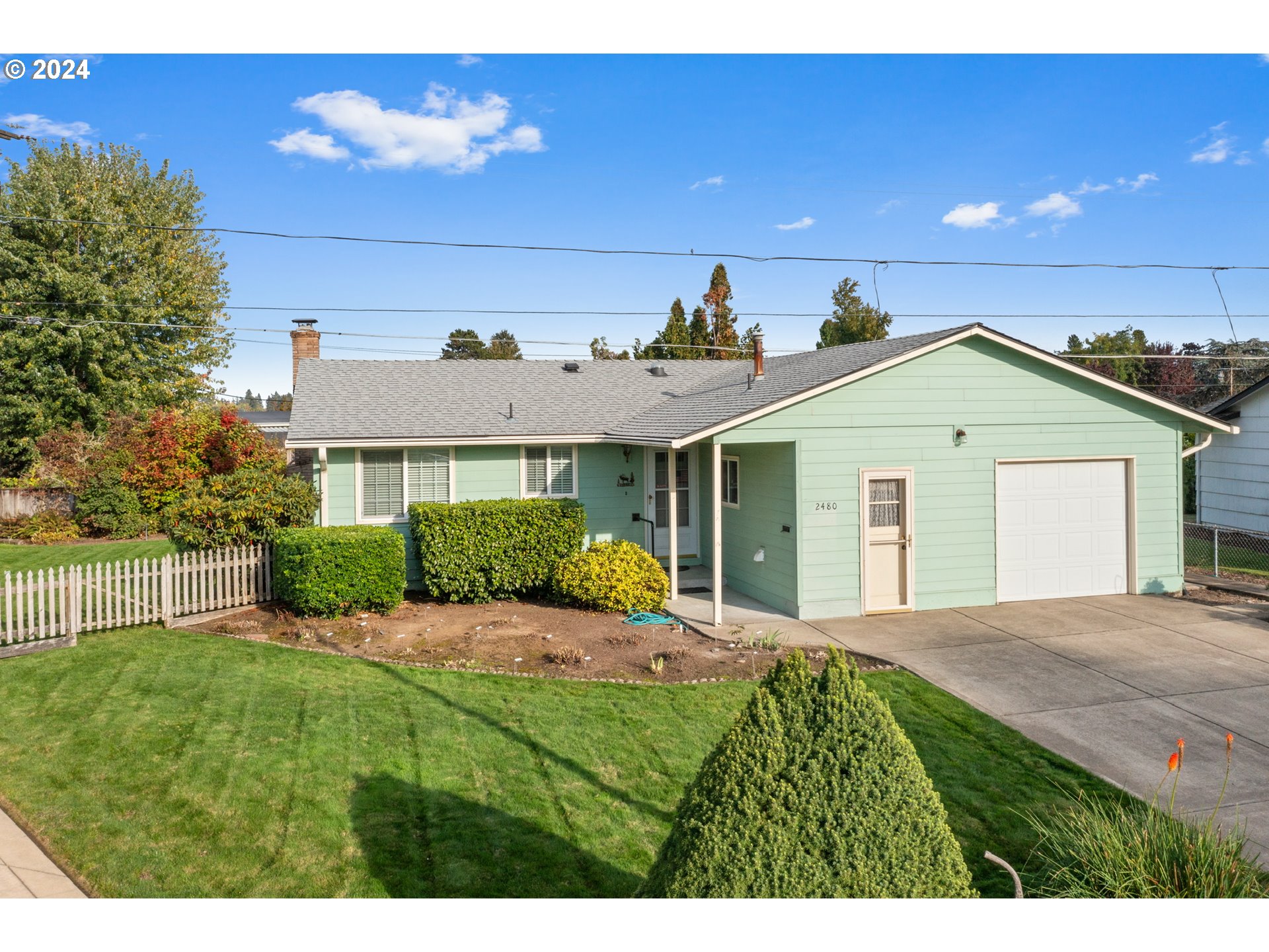 2480 Umpqua Road Woodburn, OR 97071 - Photo 1 of 30 Gallery Image 1