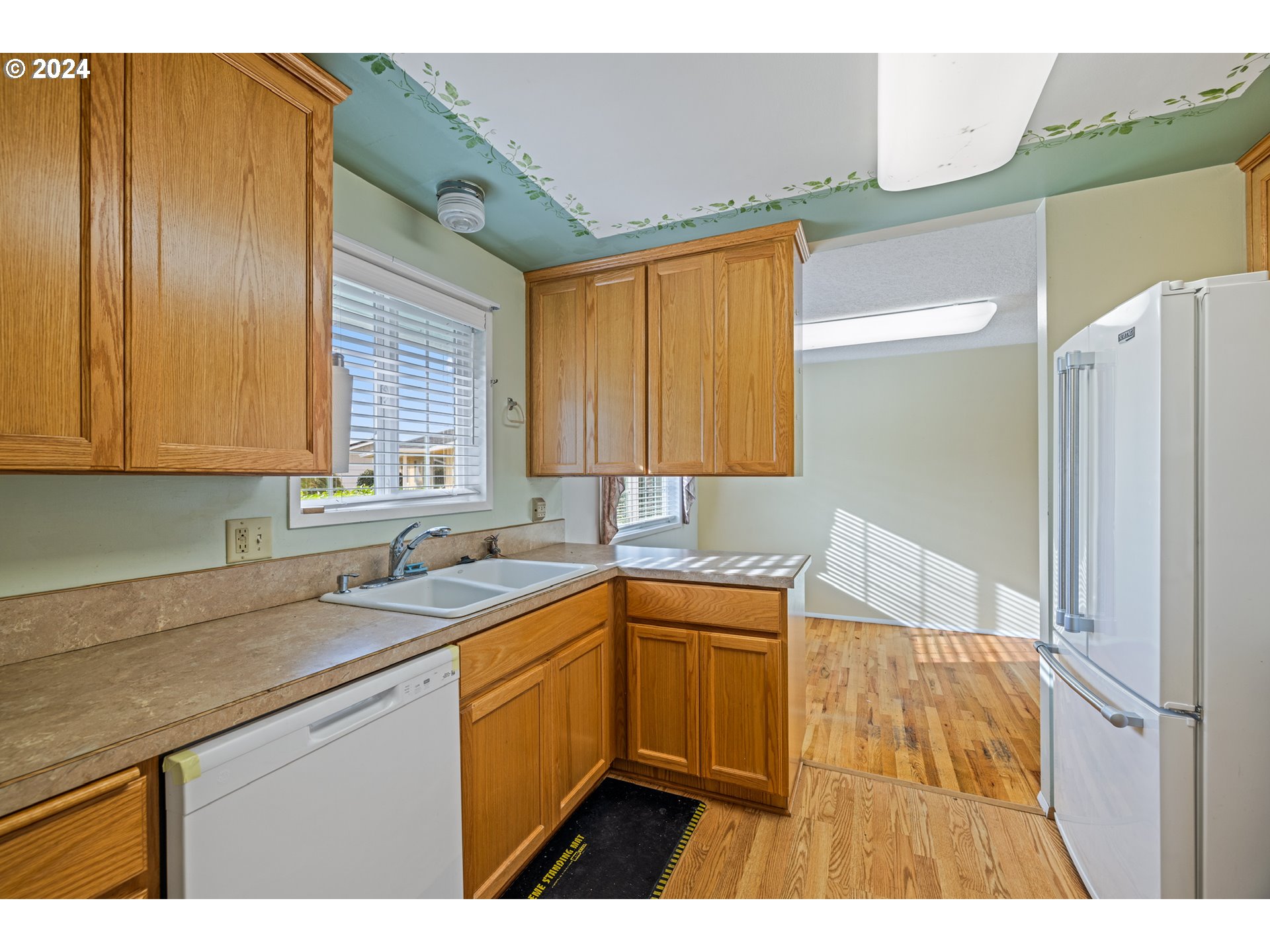 2480 Umpqua Road Woodburn, OR 97071 - Photo 9 of 30 Gallery Image 9