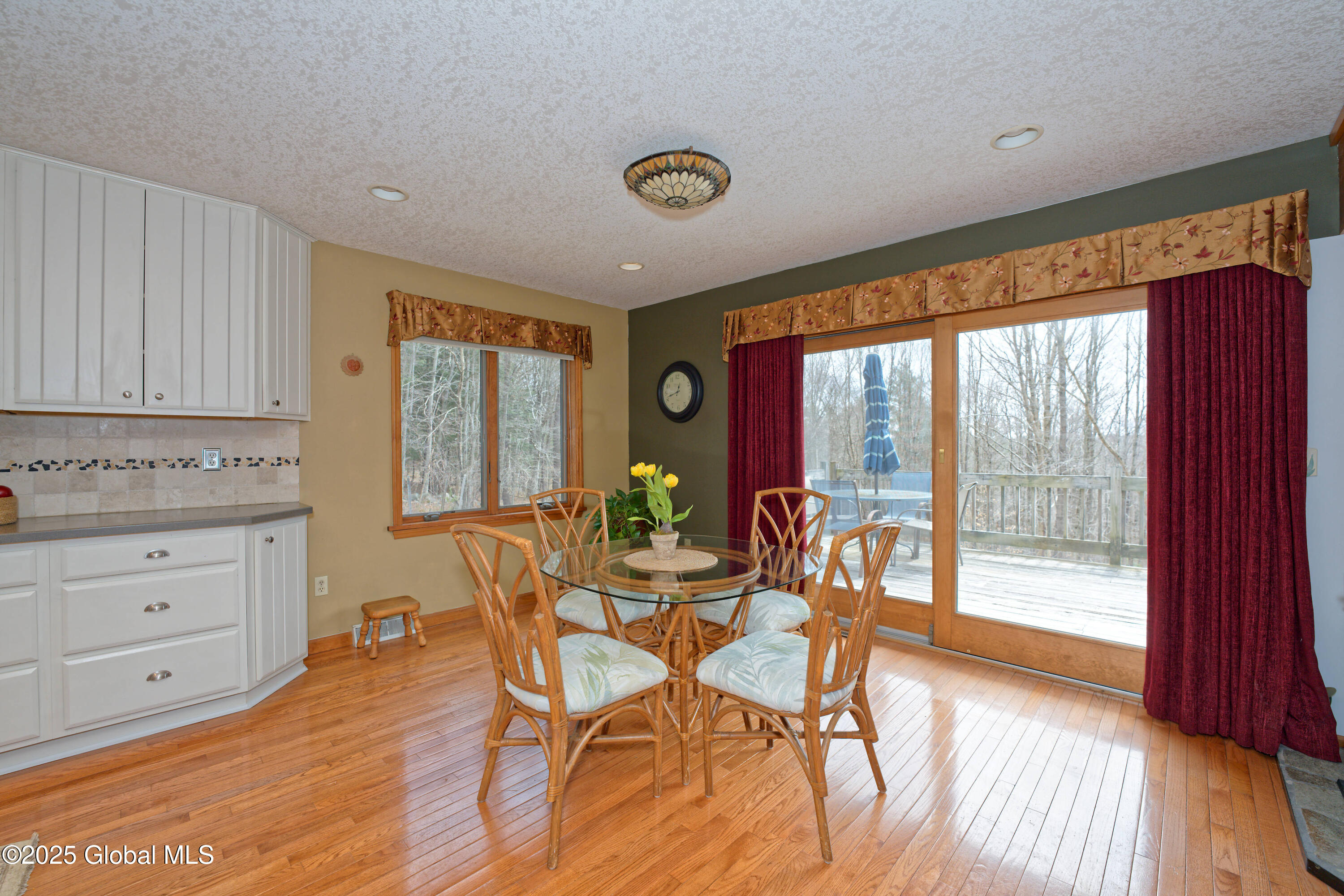 177 Hinds Road Providence, NY 12074 - Photo 11 of 63 2 Greatroom 5