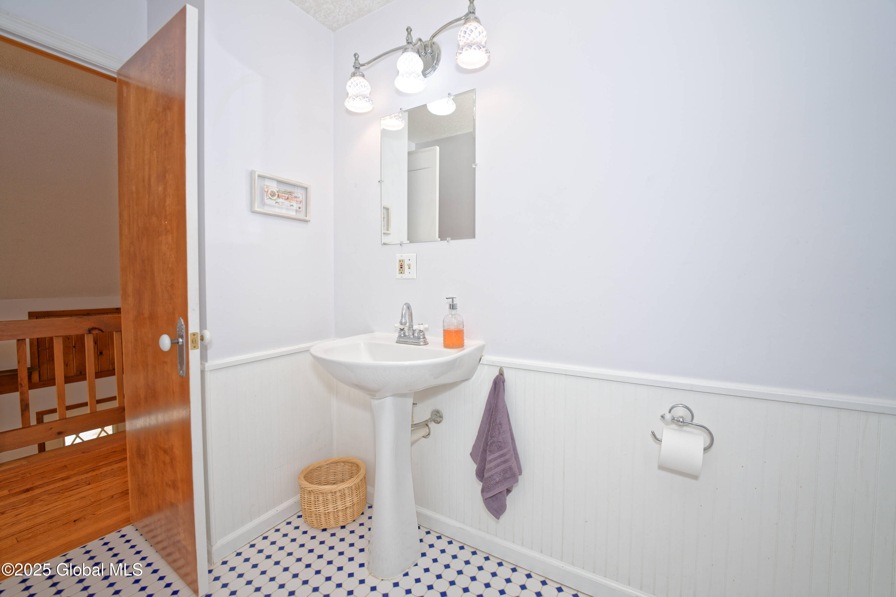 177 Hinds Road Providence, NY 12074 - Photo 33 of 63 6 Bathroom 1