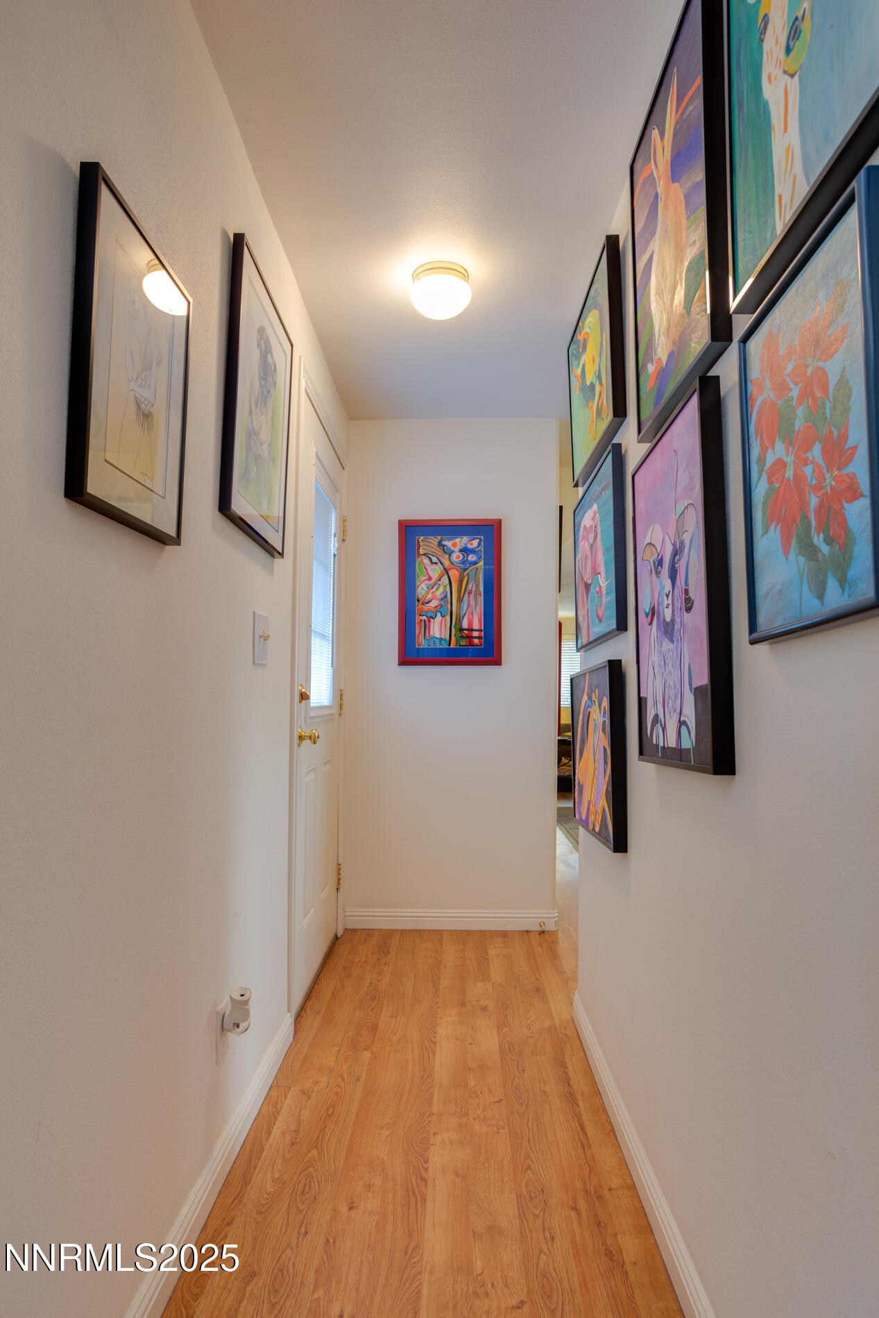 1659 Davidson Way Reno, NV 89509 - Photo 12 of 25 Hall_2