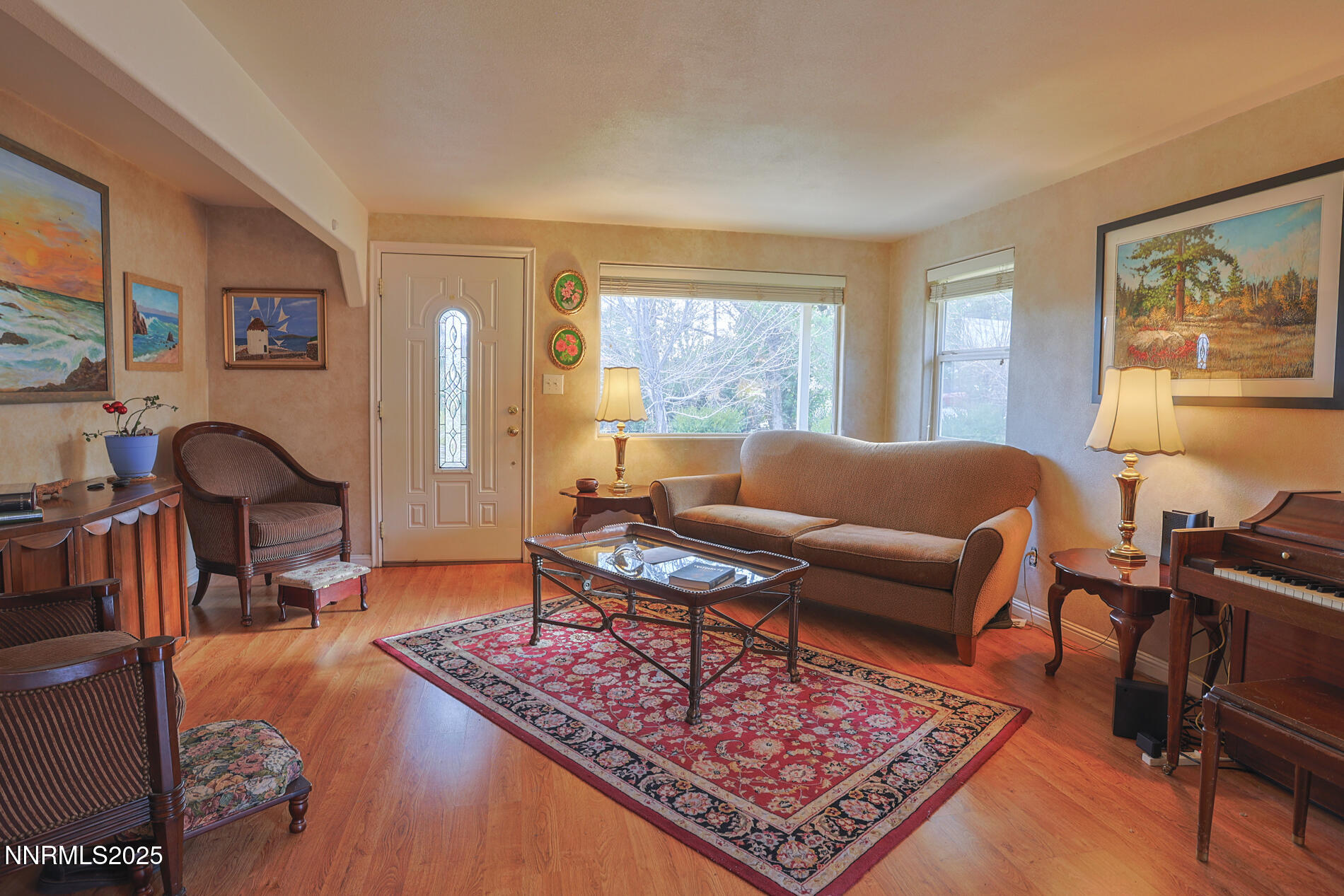 1659 Davidson Way Reno, NV 89509 - Photo 6 of 25 1659 Davidson_Livingroom-2
